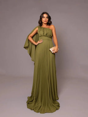 Vestido Longo de Festa com Capa no Ombro e Saia Plissada - Gabriella