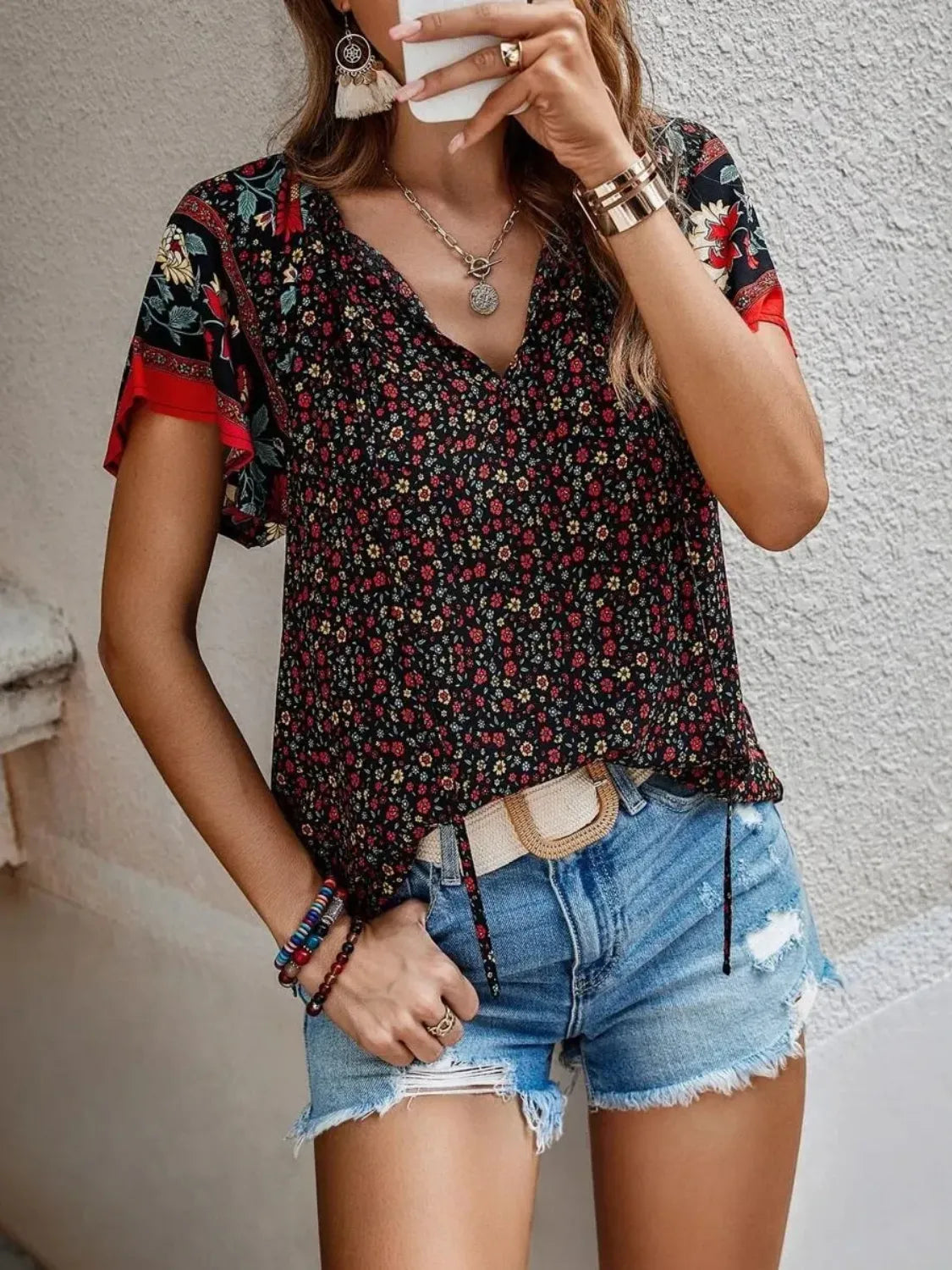Blusa de Viscose com Mangas Borboleta e Estampa Floral – Tereza [FRETE FULL]
