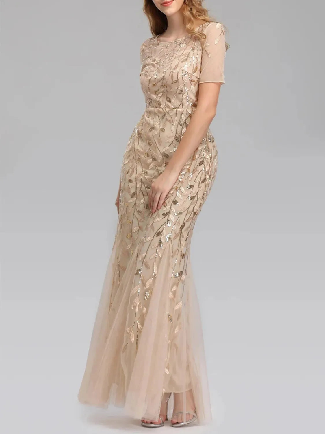 Vestido Longo de Festa Sereia com Tule Transparente e Bordados -  Lyra [FRETE FULL]