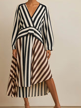 Vestido Mullet Listrado Manga Longa com Decote V Bicolor - Maris [FRETE FULL]