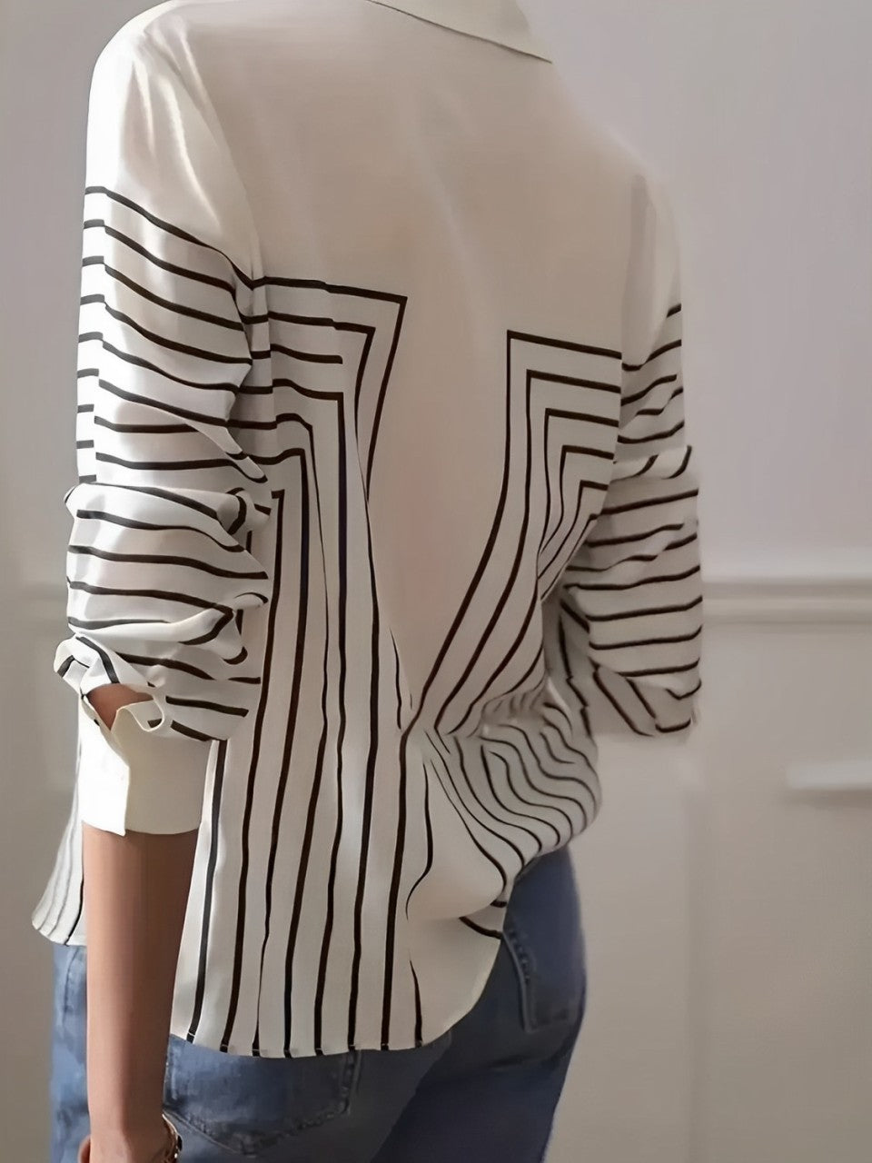 Camisa Listrada Elegante com Botões Frontais – Zaira [FRETE FULL]