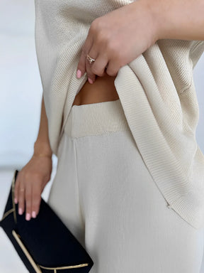 Conjunto em Viscose com Listras Blusa Manga Curta e Calça Solta - Emilia