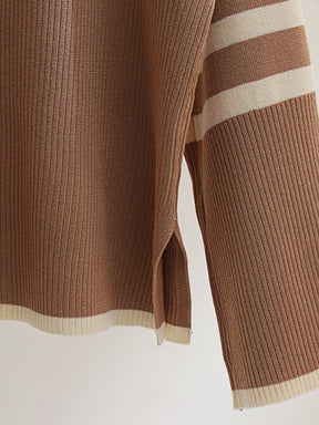 Conjunto de Tricô com Suéter de Gola Alta Listrado e Calça Leve - Tarcila