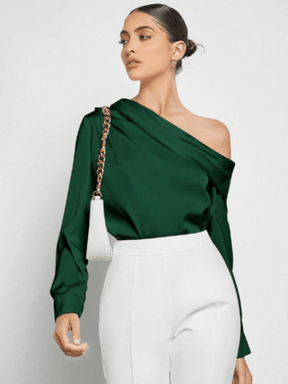 Blusa Acetinada Decote Assimétrico e Punhos com Botão – Diná