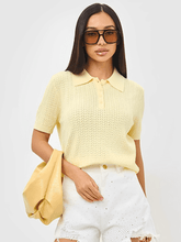 Blusa em Viscose Texturizada com Gola Polo e Botões - Tábata