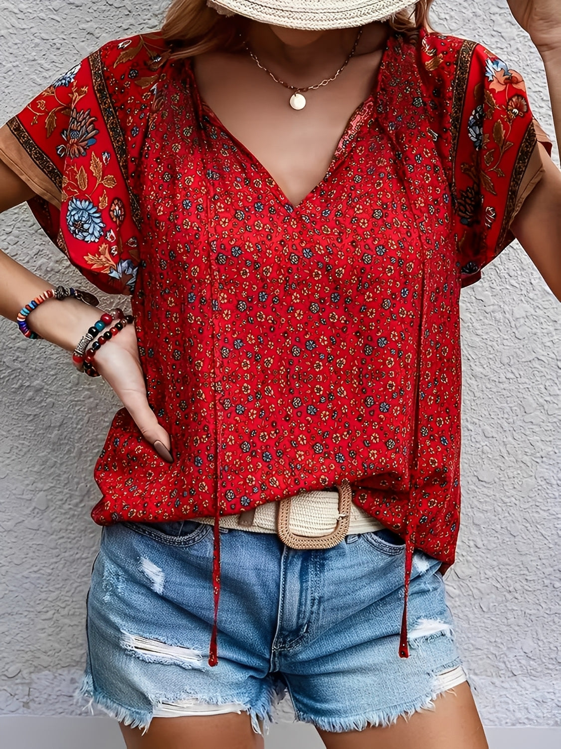 Blusa de Viscose com Mangas Borboleta e Estampa Floral – Tereza [FRETE FULL]