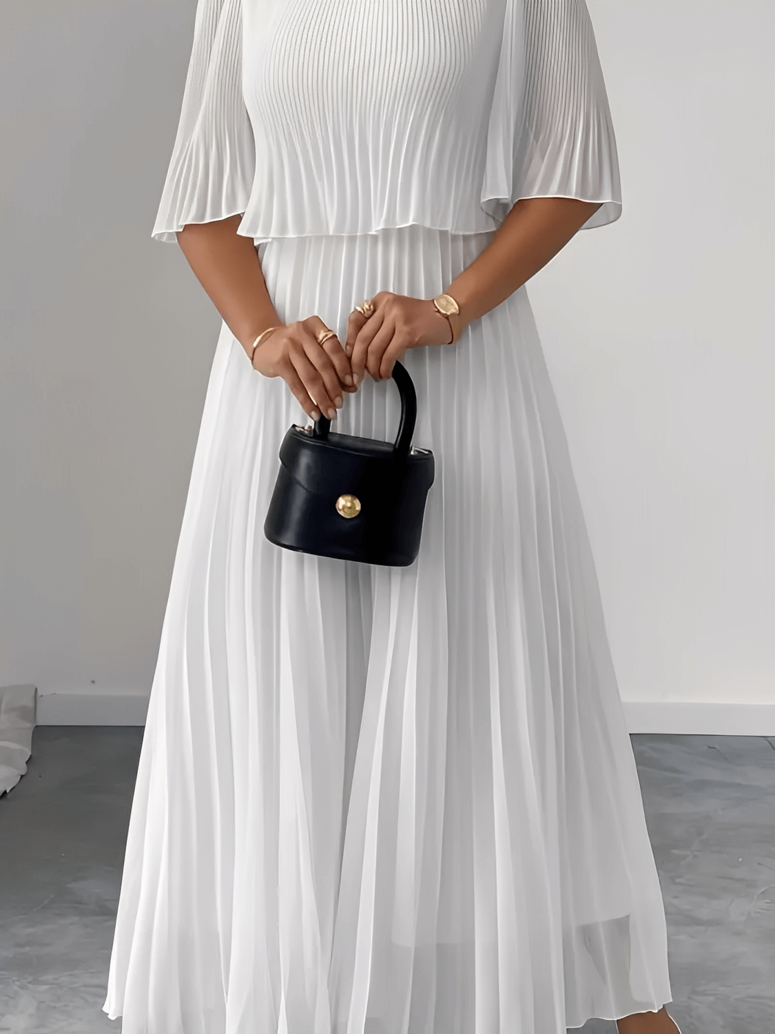Vestido Longo Plissado em Chiffon com Camadas Duplas – Marcela