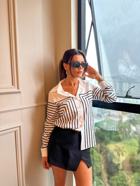 Camisa Listrada Elegante com Botões Frontais – Zaira [FRETE FULL]