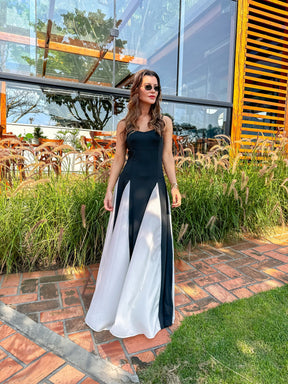 Vestido Longo com Decote Coração Alças Finas e Corpete Ajustado – Celine