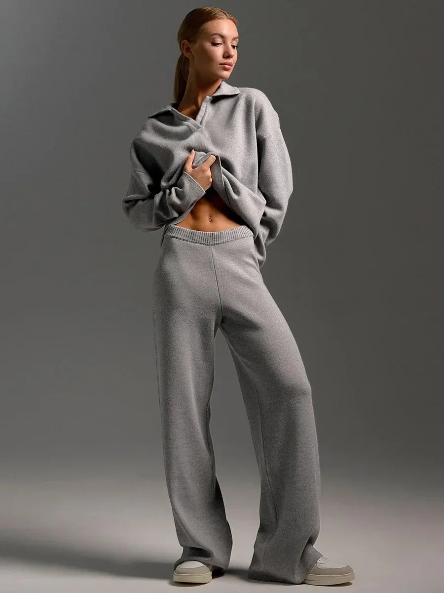 Conjunto com Suéter Gola Polo e Calça Flare Cintura Elástica - Isis